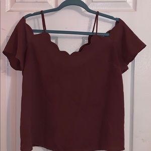 Monteau L.A Cold Shoulder Short Sleeve Blouse